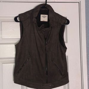 Abercrombie & Fitch Suede Vest